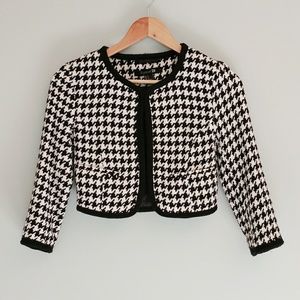 Classic Cropped Black and White Houndstooth Blazer